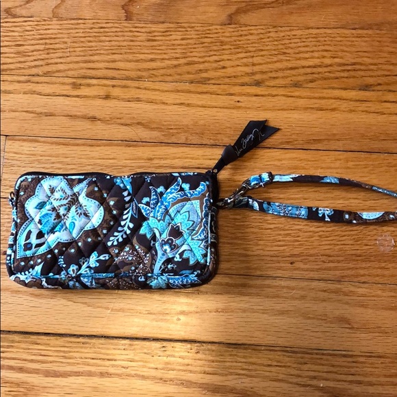 Vera Bradley wristlet - Picture 2 of 3